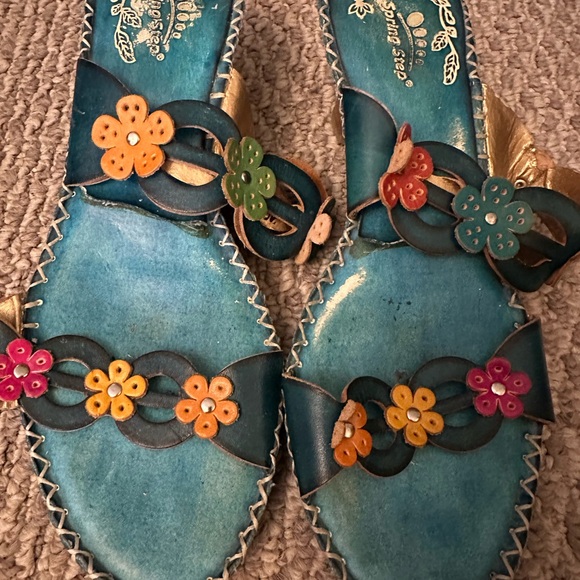 Spring Step Multicolor Floral Sandals - Picture 1 of 9